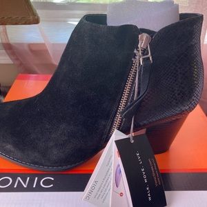 Vionic Ankle Boots